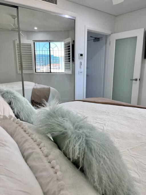 סידני Bondi Beach Waves Beachfront Apartment מראה חיצוני תמונה