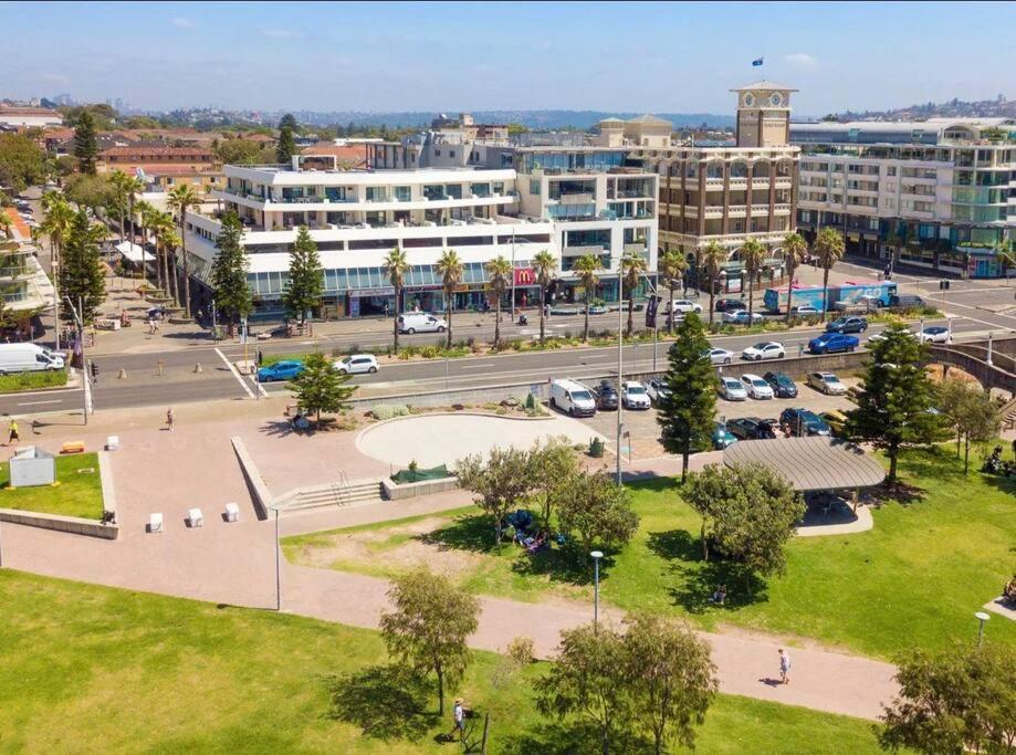 סידני Bondi Beach Waves Beachfront Apartment מראה חיצוני תמונה
