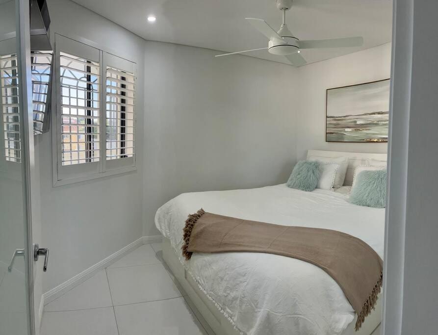 סידני Bondi Beach Waves Beachfront Apartment מראה חיצוני תמונה