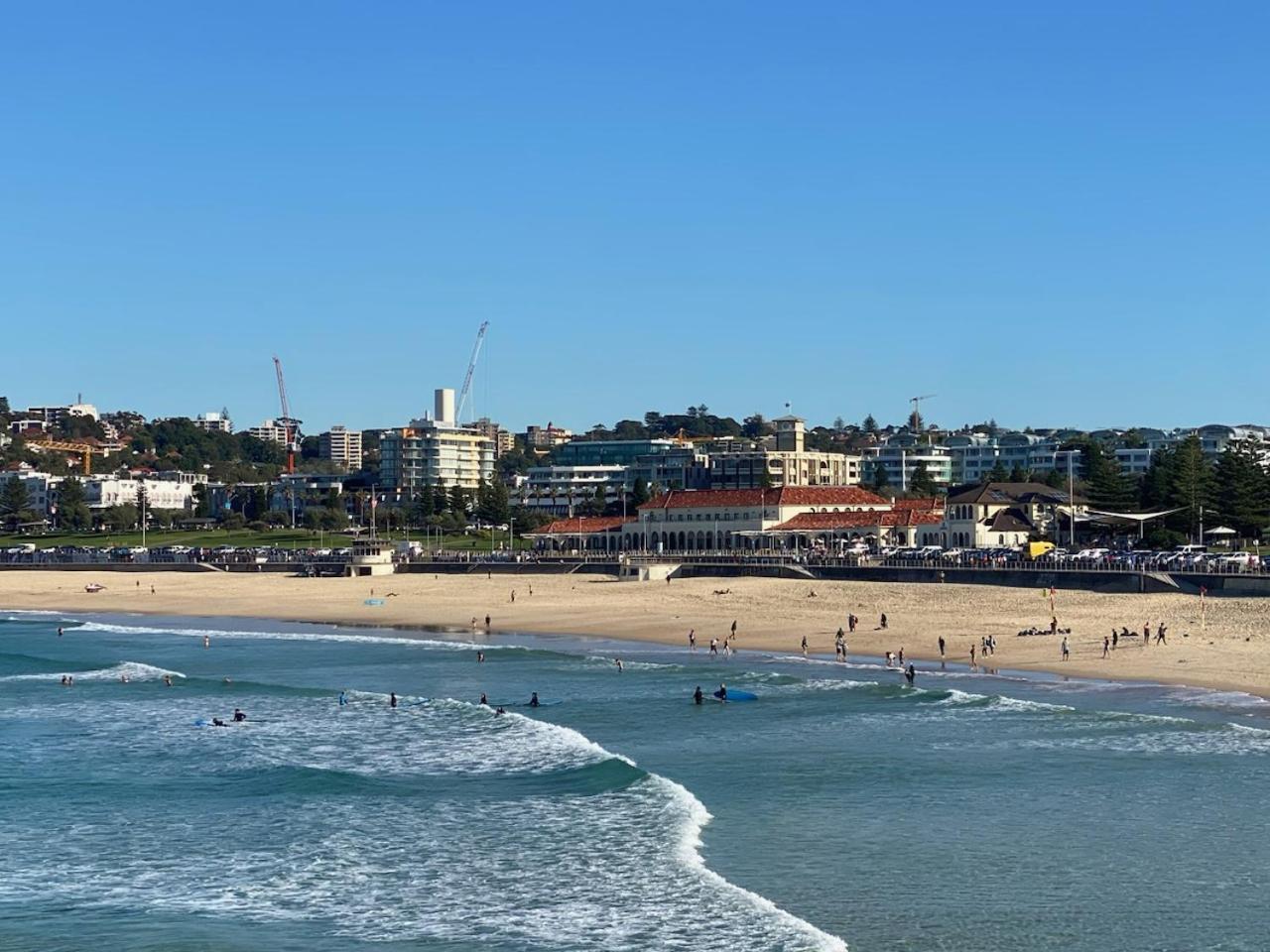 סידני Bondi Beach Waves Beachfront Apartment מראה חיצוני תמונה